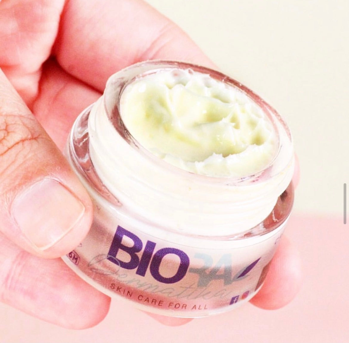 Biora Dermatika - Crema Nutritiva Contorno de Ojos