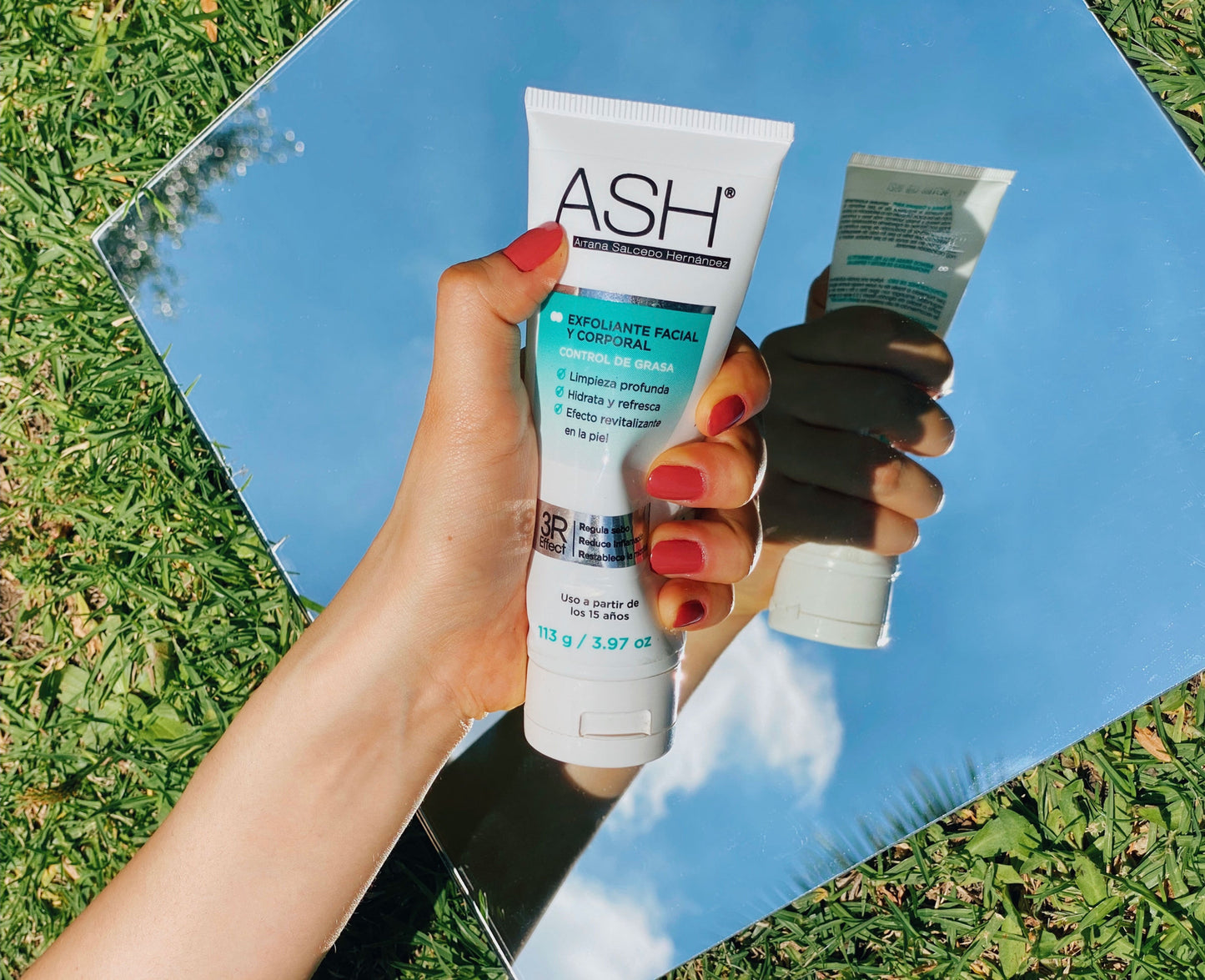 Ash - Exfoliante Facial y Corporal